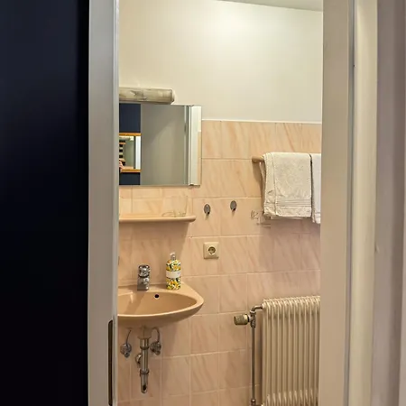 Apartamento Parkplatz Garten Rad-garage